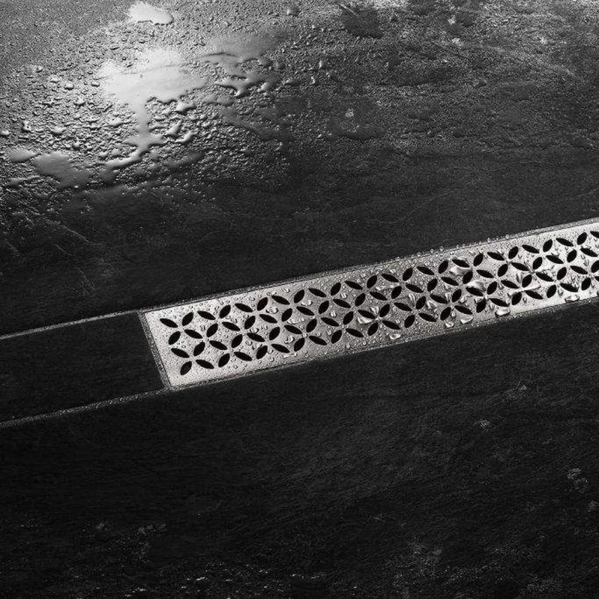 Schlüter KERDI-LINE-IF-E FLORAL Doucherooster 1 Schlüter KERDI-LINE-IF-E FLORAL Doucherooster